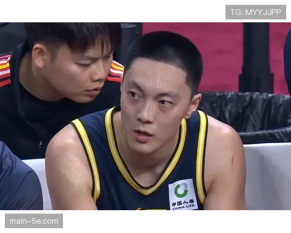 广东双子星徐杰胡明轩合砍29分 下半场发力客胜吉林 广东双子星徐杰胡明轩合砍29分 下半场发力客胜吉林